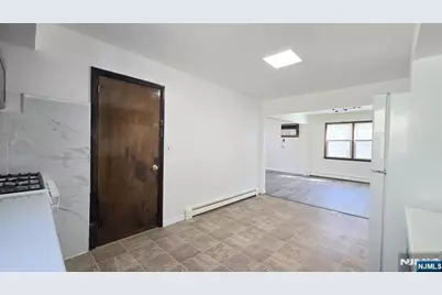 388 Garibaldi Avenue, Lodi, NJ 07644 - Photo 6