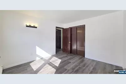 388 Garibaldi Avenue, Lodi, NJ 07644 - Photo 10