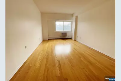 333 Grand Avenue 4B #4B, Palisades Park, NJ 07650 - Photo 20