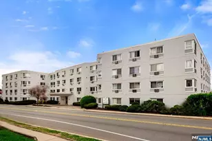 333 Grand Ave 4B, Palisades Park, NJ 07650 - Photo 1