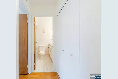 333 Grand Avenue 4B #4B, Palisades Park, NJ 07650 - Photo 14