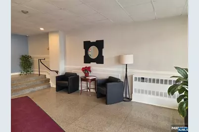 415 Clairmont 4A #4A, Montclair, NJ 07042 - Photo 8