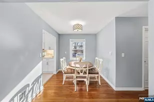 21-10 Carlisle Pl, Fair Lawn, NJ 07410 - Photo 6