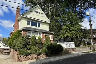 27 Lincoln Pl 2, East Rutherford, NJ 07073 - Photo 1