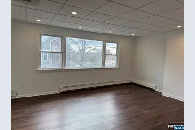 27 Lincoln Place 2 #2, East Rutherford, NJ 07073 - Photo 4