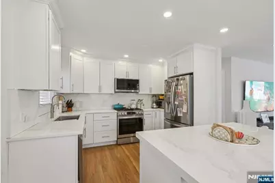 10 Millo Place 1 #1, Little Ferry, NJ 07643 - Photo 16