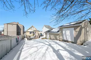 632 Chase Ave 2, Lyndhurst Township, NJ 07071 - Photo 24