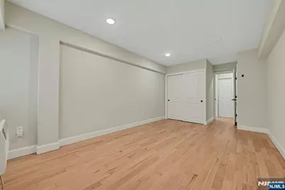 333 Grand Avenue 1I #1I, Palisades Park, NJ 07650 - Photo 16