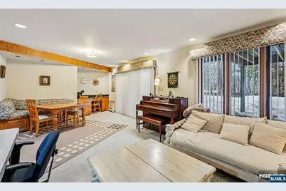 707 Horseshoe Trail, Franklin Lakes, NJ 07417 - Photo 30