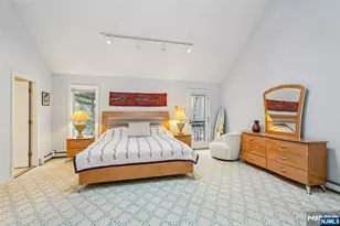 707 Horseshoe Trail, Franklin Lakes, NJ 07417 - Photo 24