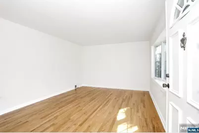 401 Pleasant Avenue, New Milford, NJ 07646 - Photo 4