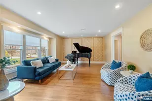 7 Deerhill Dr, Ho Ho Kus, NJ 07423 - Photo 4