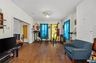 30 N 11th St, Newark, NJ 07107 - Photo 2