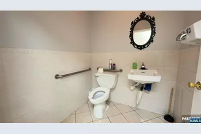 6110 Bergenline Avenue, West New York, NJ 07093 - Photo 6