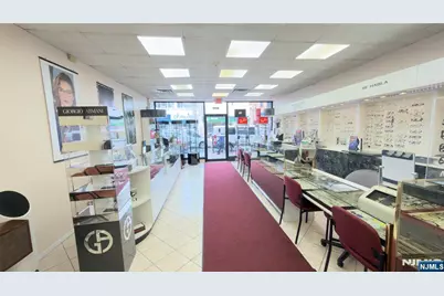 6110 Bergenline Avenue, West New York, NJ 07093 - Photo 10