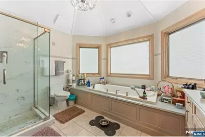 9 Chalen Court, Pompton Lakes, NJ 07442 - Photo 14