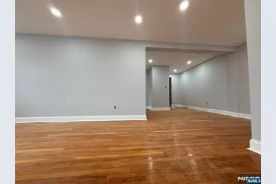 154 Bowers Street 2D #2D, Jersey City, NJ 07307 - Photo 6