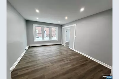 310 Orange Road 3 #3, Montclair, NJ 07042 - Photo 4