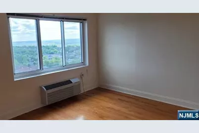 411 E Brinkerhoff Avenue 204 #204, Palisades Park, NJ 07650 - Photo 12