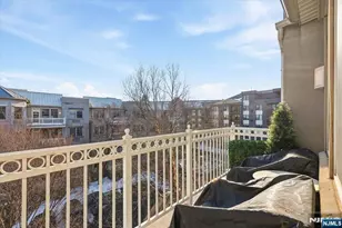 15 Freedom Way 412, Jersey City, NJ 07305 - Photo 16