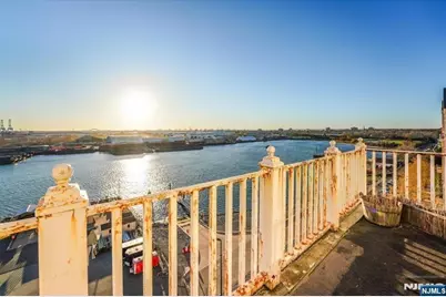 15 Freedom Way 412 #412, Jersey City, NJ 07305 - Photo 18