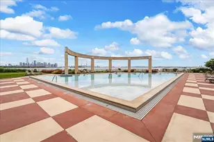 15 Freedom Way 412, Jersey City, NJ 07305 - Photo 24