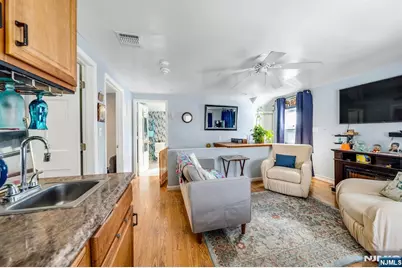 30 Marion Avenue, Rochelle Park Township, NJ 07662 - Photo 28