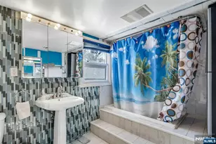 30 Marion Ave, Rochelle Park Township, NJ 07662 - Photo 34