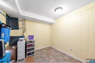 30 Marion Avenue, Rochelle Park Township, NJ 07662 - Photo 38