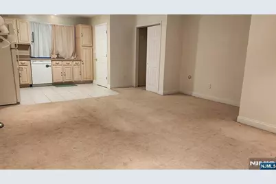 137 Edsall Boulevard A #A, Palisades Park, NJ 07650 - Photo 10