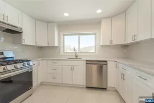 502 Otterhole Rd, West Milford, NJ 07480 - Photo 8