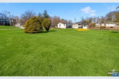502 Otterhole Road, West Milford, NJ 07480 - Photo 4