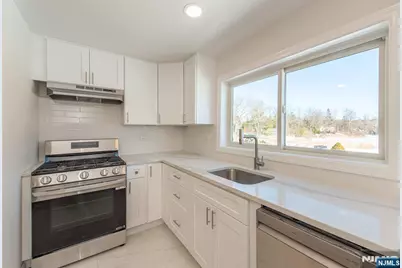 502 Otterhole Road, West Milford, NJ 07480 - Photo 10