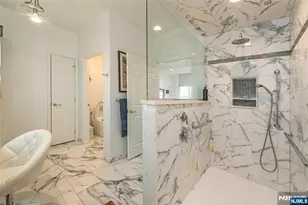 301 Kensington Ln 195, Livingston, NJ 07039 - Photo 20