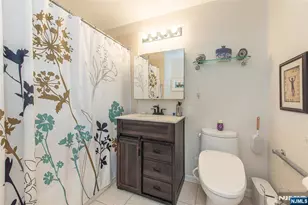 301 Kensington Ln 195, Livingston, NJ 07039 - Photo 14