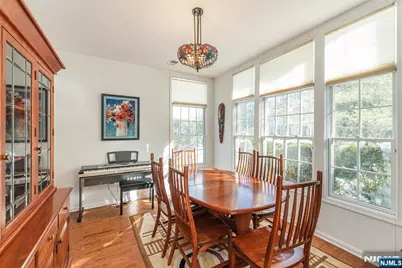 301 Kensington Lane 195 #195, Livingston, NJ 07039 - Photo 8