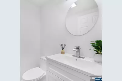 24 Van Pelt Place C #C, Little Falls Township, NJ 07424 - Photo 14