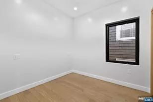 482 Kennedy Blvd 2, Bayonne, NJ 07002 - Photo 12