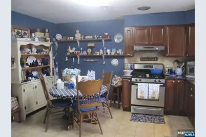 209 Tremont Avenue, Fort Lee, NJ 07024 - Photo 14