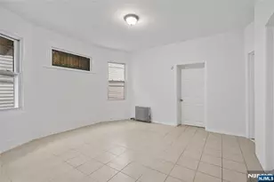 315 18th Street 2, Paterson, NJ 07524 - Photo 2