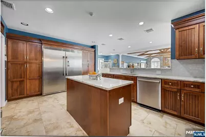 88 Chestnut Ridge Road, Saddle River, NJ 07458 - Photo 14