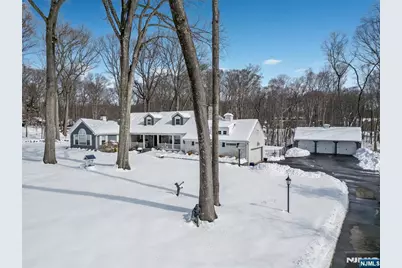 88 Chestnut Ridge Road, Saddle River, NJ 07458 - Photo 1