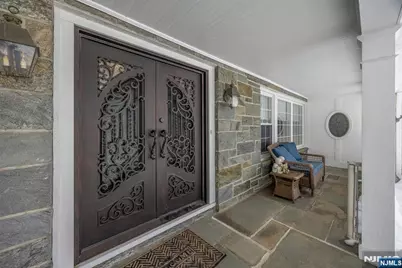 88 Chestnut Ridge Road, Saddle River, NJ 07458 - Photo 4