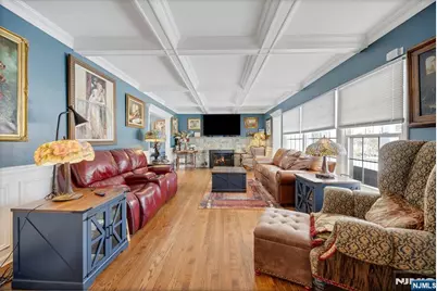 88 Chestnut Ridge Road, Saddle River, NJ 07458 - Photo 10