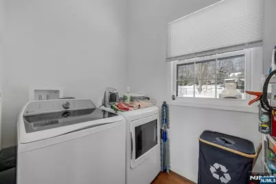 88 Chestnut Ridge Road, Saddle River, NJ 07458 - Photo 32