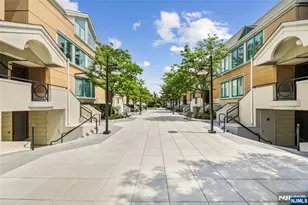 600 Harbor Blvd 926, Weehawken, NJ 07086 - Photo 22