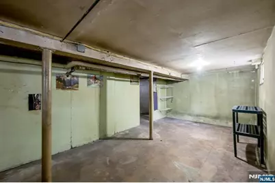 145 Cleveland Avenue, Hasbrouck Heights, NJ 07604 - Photo 32