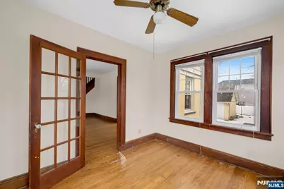 145 Cleveland Avenue, Hasbrouck Heights, NJ 07604 - Photo 18