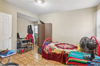 211 Newark Avenue, Bloomfield, NJ 07003 - Photo 28