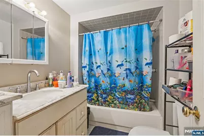 211 Newark Avenue, Bloomfield, NJ 07003 - Photo 20